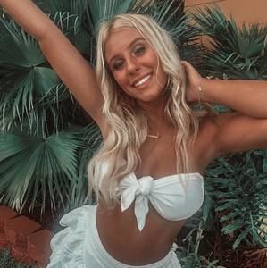 Meet your Posher, Eliza